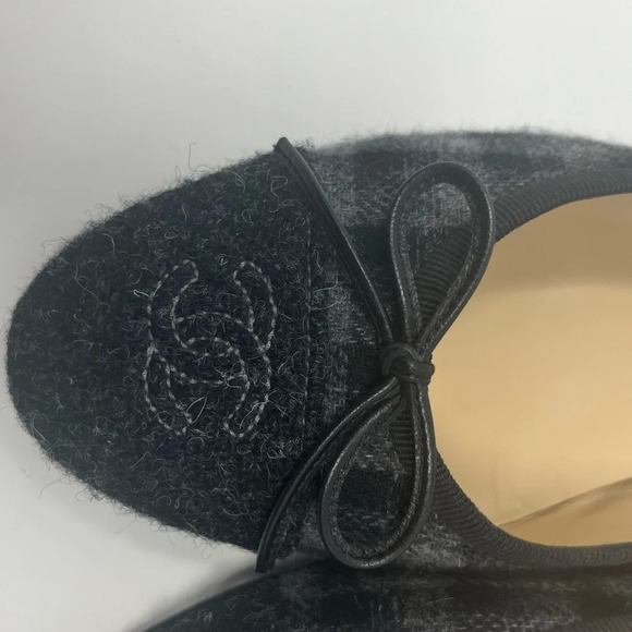 Chanel Ballet Cap toe Black Grey Plaid tweed textured flat size 37 - Picture 4 of 8